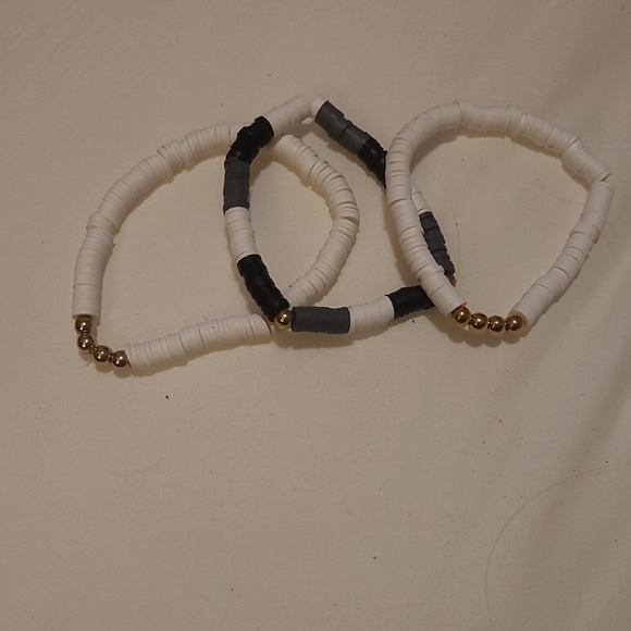 Jewelry - White and Brown Beaded Bracelet Bundle
